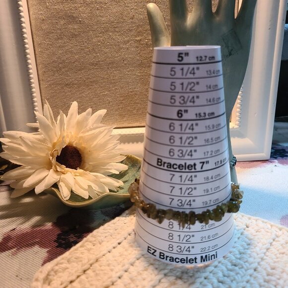 Labradorite Chip Bracelet | Natural Gemstone Stretch Boho Healing Jewelry Gift - Picture 4 of 10